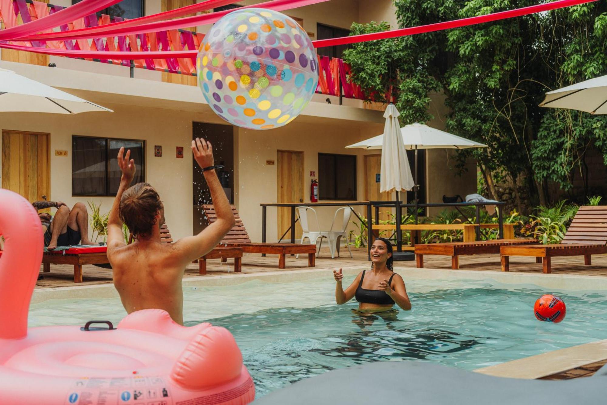 Che Valladolid Hostel & Bar Adults Only Екстериор снимка